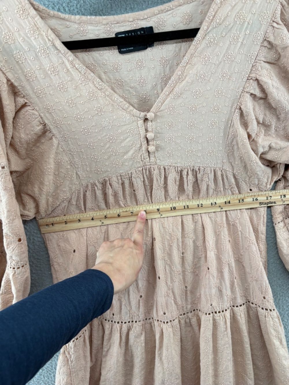 ASOS DESIGN Blush Embroidered Eyelet Tiered Midi Dress Sz 6 - Picture 7 of 10